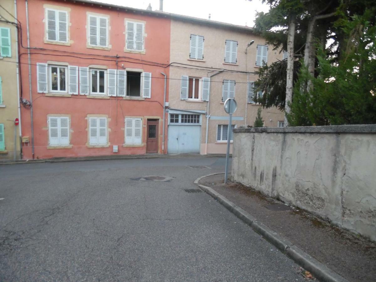 La * Cours (Rhone)